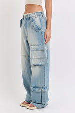 Mid Waisted Cut Off WB Y2K Skater Jean