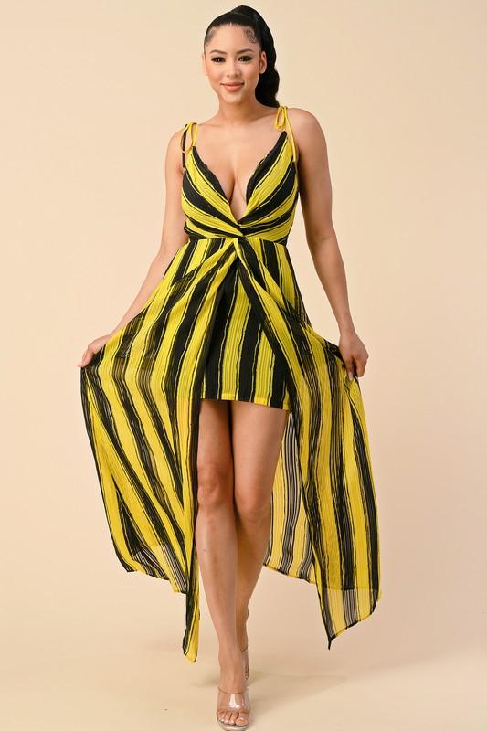 STRIPED LOW V-NECK MAXI DRESS - PRIVILEGE 