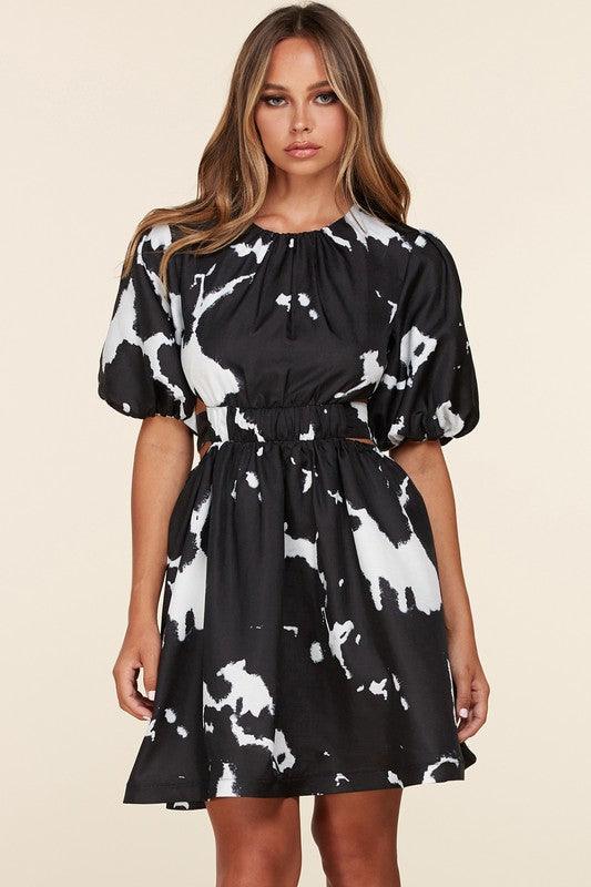 Black and White Puff Sleeve Mini Dress - PRIVILEGE 